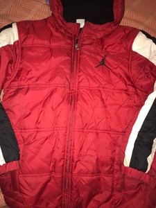 red jordan puffer jacket