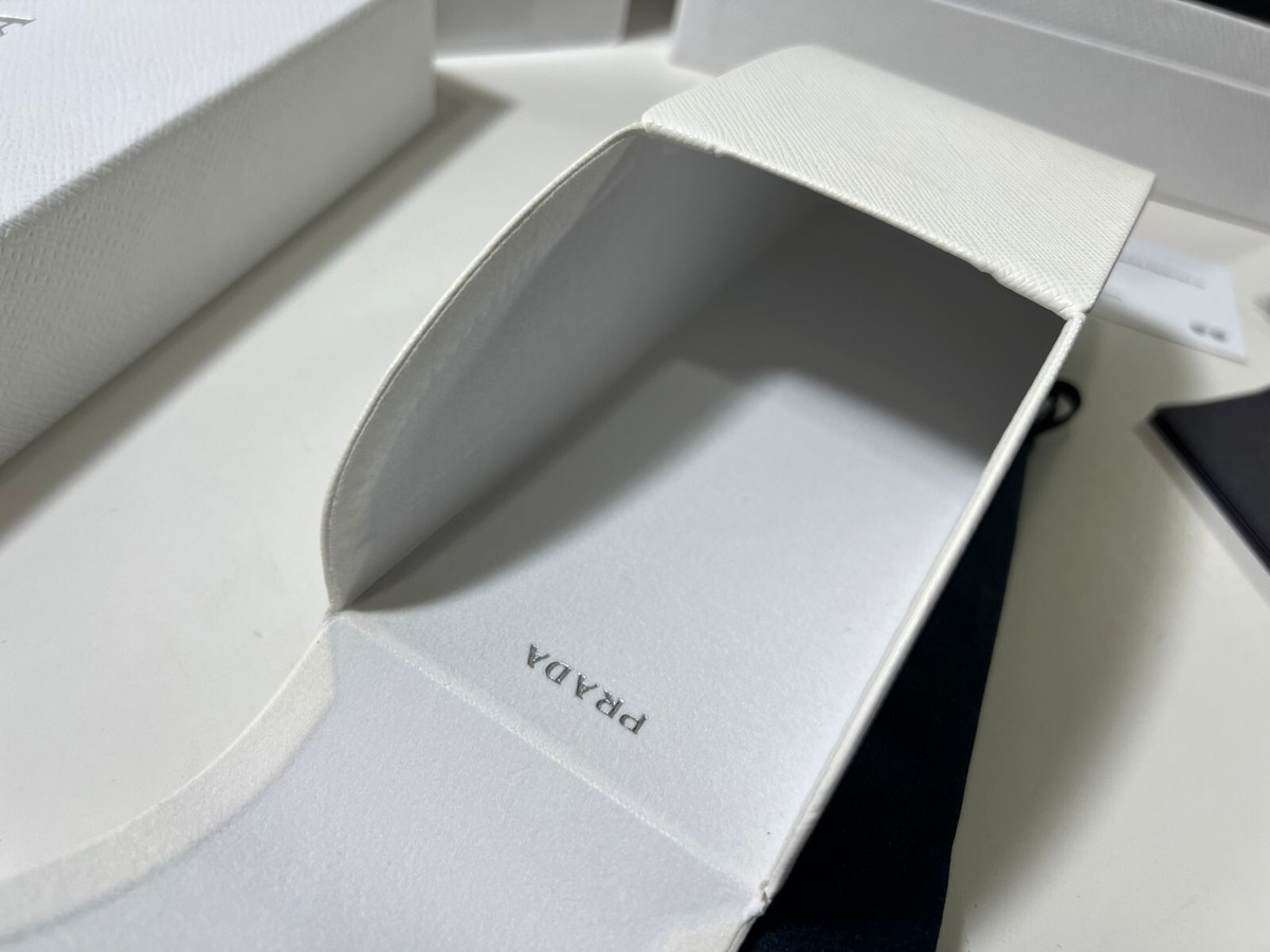 Case Prada Sunglasses Hard Eyeglasses Cloth Box White / Cream