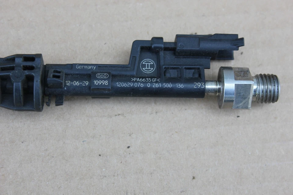 Топливная форсунка 2007-2017 годов выпуска для BMW 550i 650i 750i M5 M6 (WT24) - Изображение 2 из 4