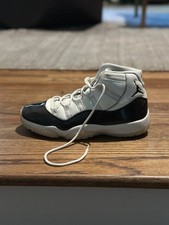 Women’s Jordan Retro 11-Neapolitan-Size 9-Sail/Atmosphere/Brown-Classic Model