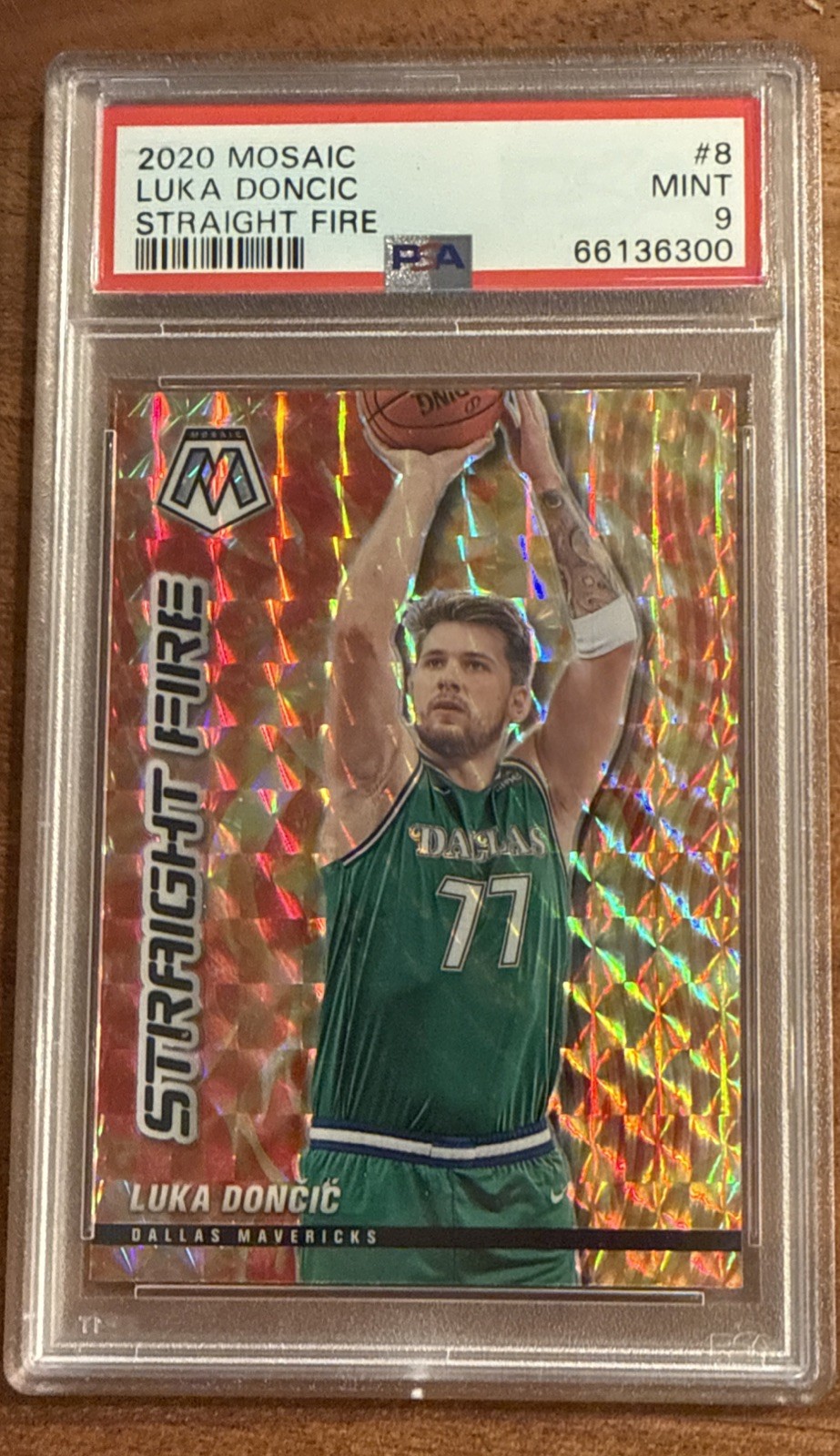 2020-21 Panini Mosaic - Straight Fire Luka Dončić #8 PSA 9 view 1