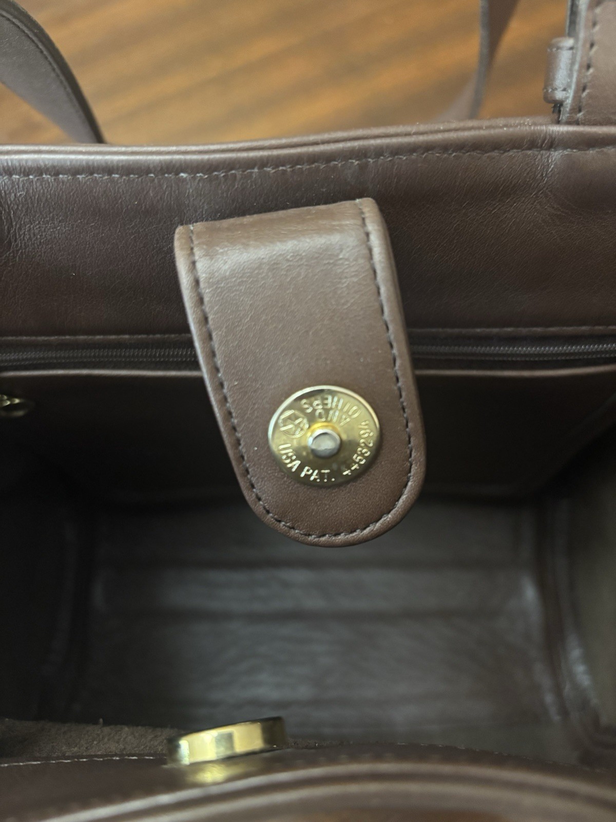 COACH Vintage  90's Brown Leather Shoulder Brass Buckled Double Handle image 9