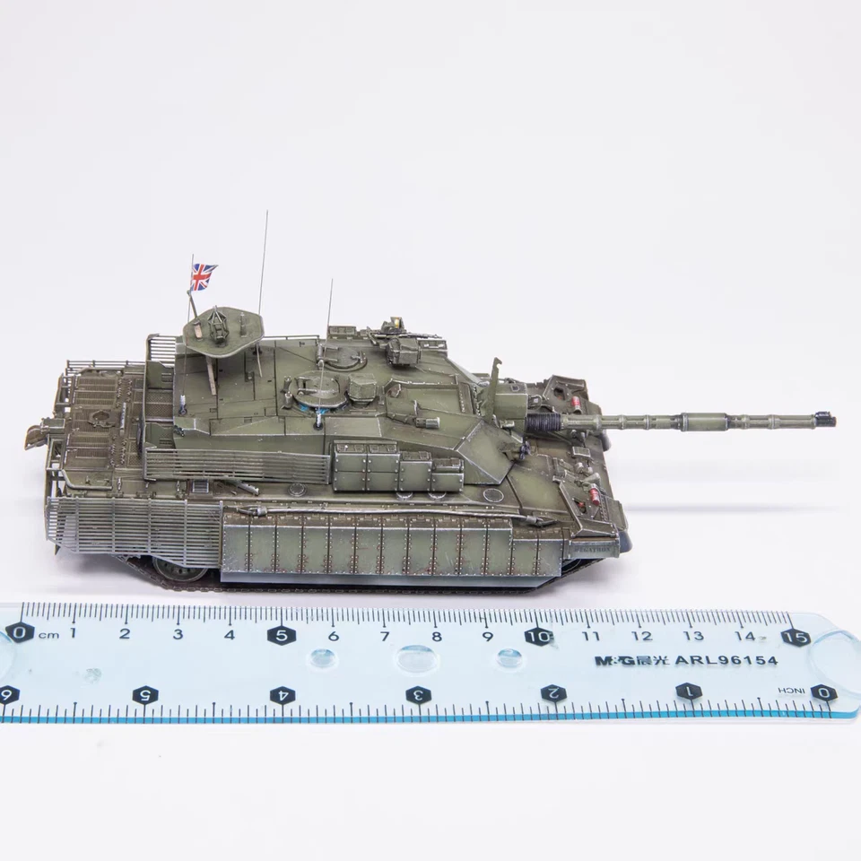 Tanque de batalha principal AM 1/72 British Challenger 2 TES modelo acabado pintado - Imagem 2 de 4