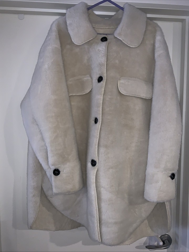 Faux Fur Metoo Over Sized Coat - Size M - Made In Korea - Metoo Movement?