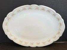 VNN 50 By Vienna 17" Oval Serving Platter 
