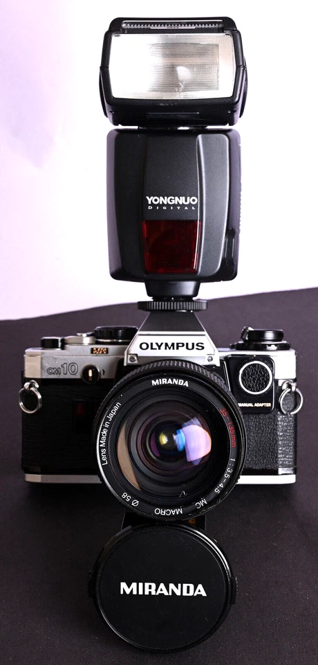 Olympus OM10 Chrome 35mm Film SLR + M-Adapter, Miranda 35-135mm Lens & YN460 Kit - Image 4 of 4
