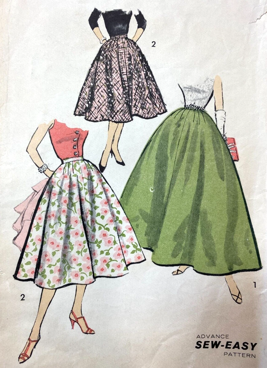 Short top 1950s skirt