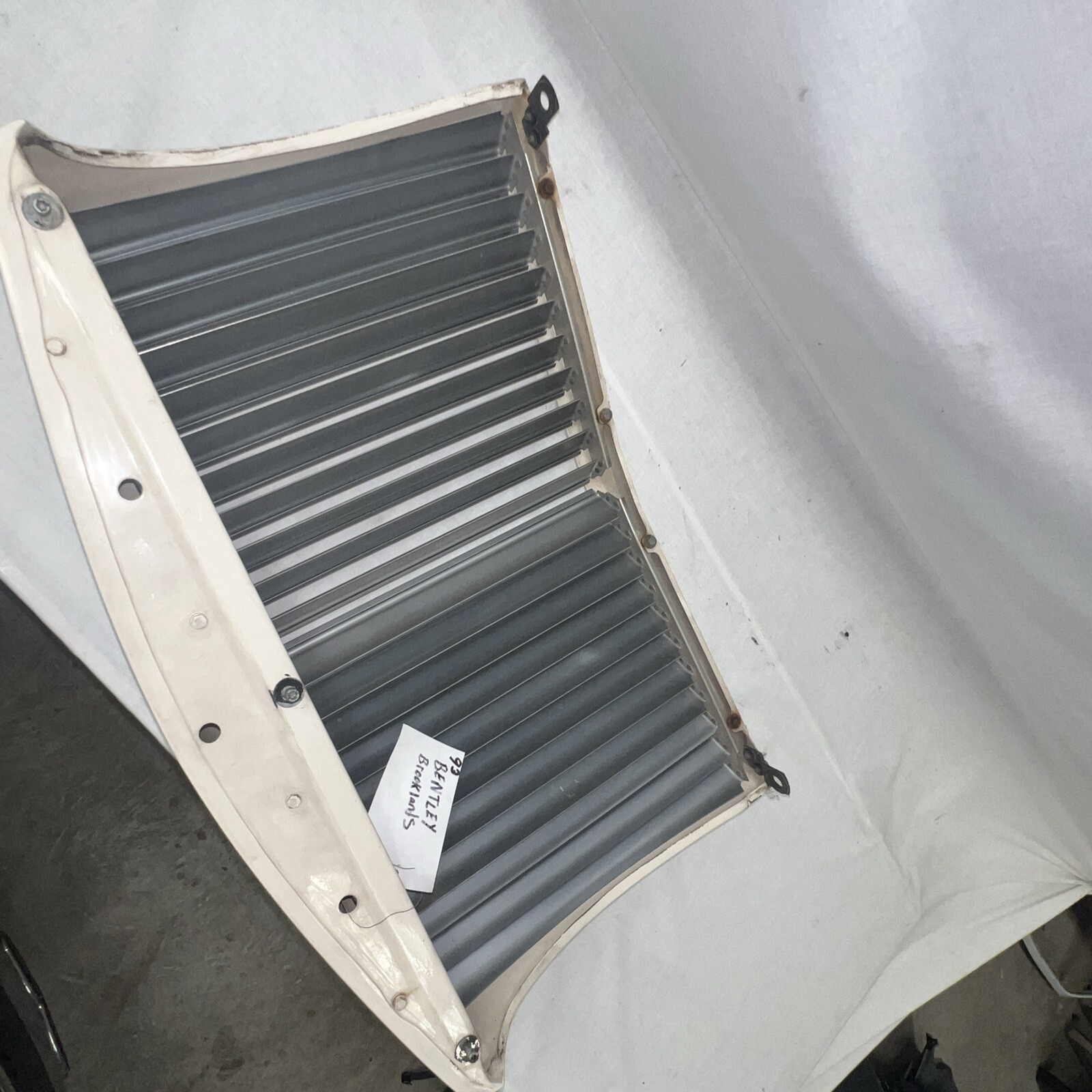 BENTLEY BROOKLAND RADIATOR GRILLE BLACK CHROME MODEL FROM 1993