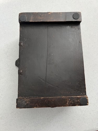 Vintage Handmade Wooden Keepsake Box Treasure Chest W/ Iron Handles & Nailheads - Picture 4 of 15