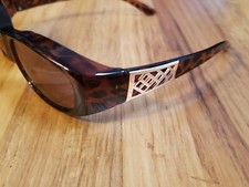 Solar Shield Polarized Sunglasses FitOver Glasses Womans Animal Print Brown