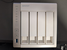 QNAP TS-451 4 BAY NAS STORAGE 8GB memory with POWER SUPPLY- NO HD FOR PARTS