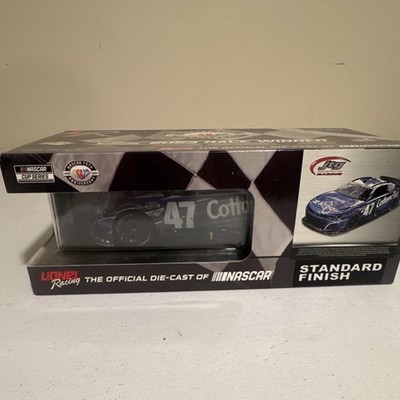 Lionel Racing 1:24 Ricky Stenhouse Jr #47 Cottonelle 2023 Camaro ZL1 Raced