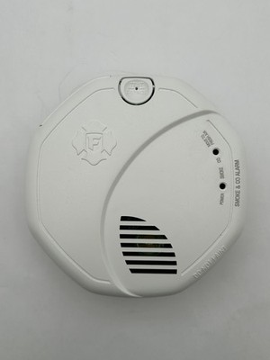 First Alert SC7010B Smoke & CO Detector White