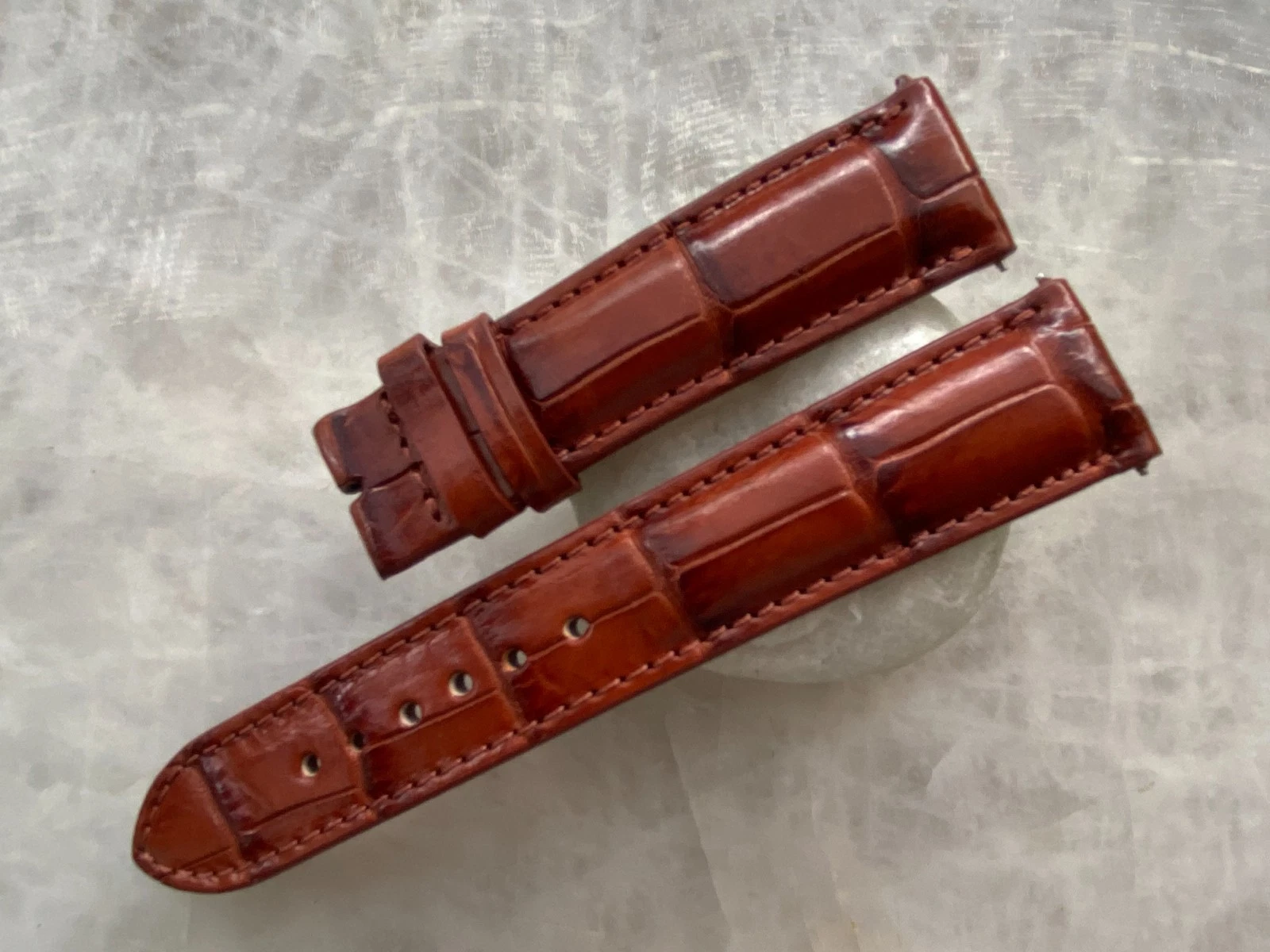 20mm/18mm Red Brown Alligator Crocodile Print Leather Watch Strap Band