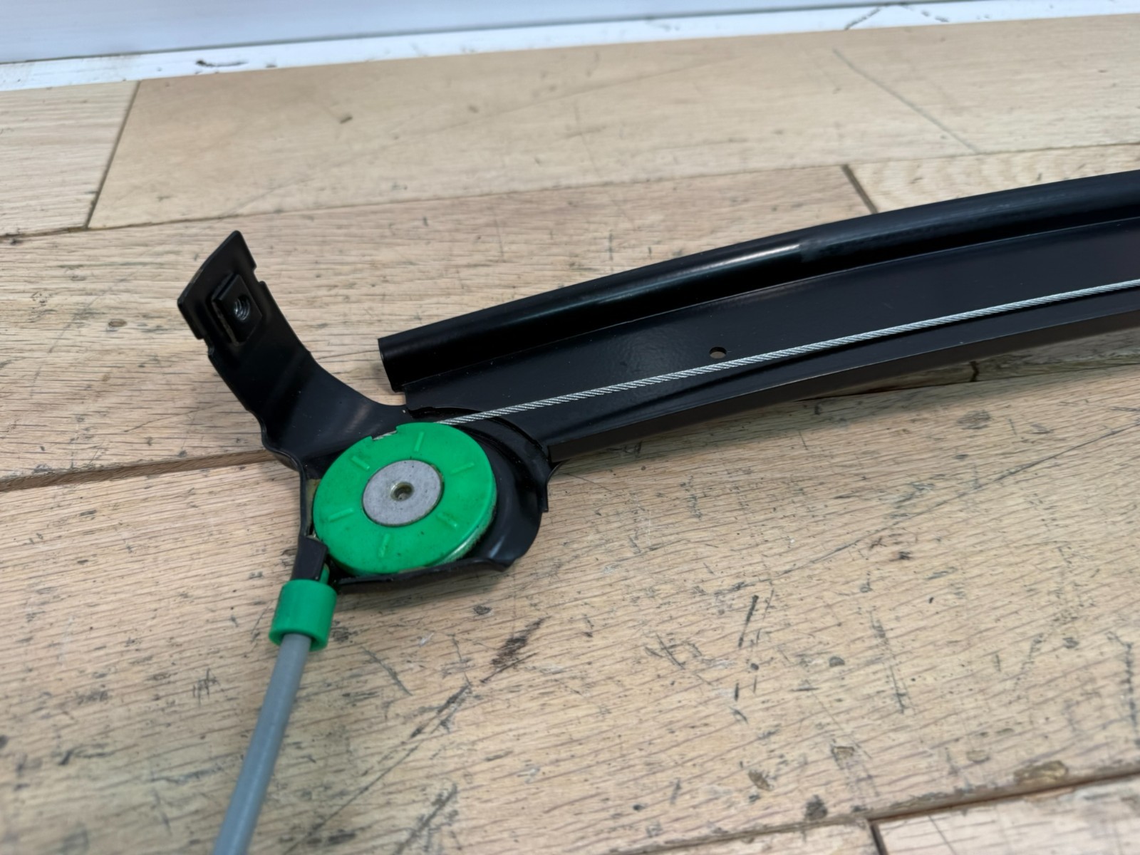 2013 Bentley Continental GT Front RIGHT Side Door Window Regulator 3W0837402H