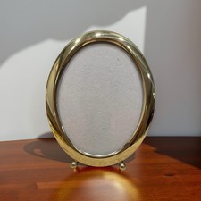 Vintage Brass Footed Ornate Gold Oval Sleek Velvet Picture Frame Photo 5 X 7