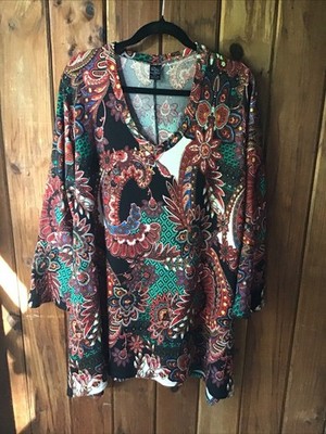 Win Win Flare Bottom Tunic Sz 2XL-3XL Floral Bell Sleeve V Neck