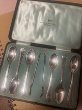 Walker&Hall Sheffield Silver plated teaspoons with sugar tongs set Original box