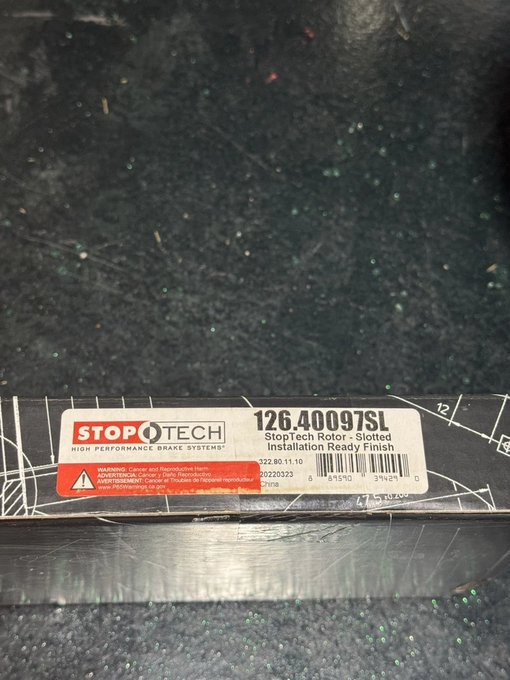 Rotores traseros ranurados StopTech Honda Civic 2017-2021 (izquierdo y derecho)�� Foto 4 de 4