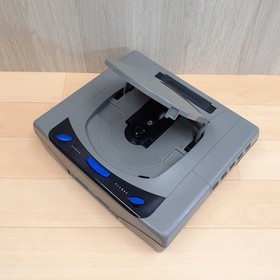 Japanese SEGA SATURN Console with 2 controllers, 5 Games tested working