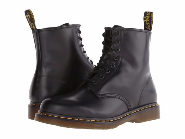 Men's Boots Dr.Martens Mens 1460 8 Eyelet Smooth Leather Boots Clothes