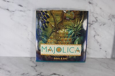 Majolica - Hardcover By Dawes, Nicholas M