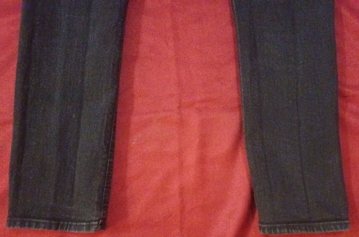 Picture 10 of 24