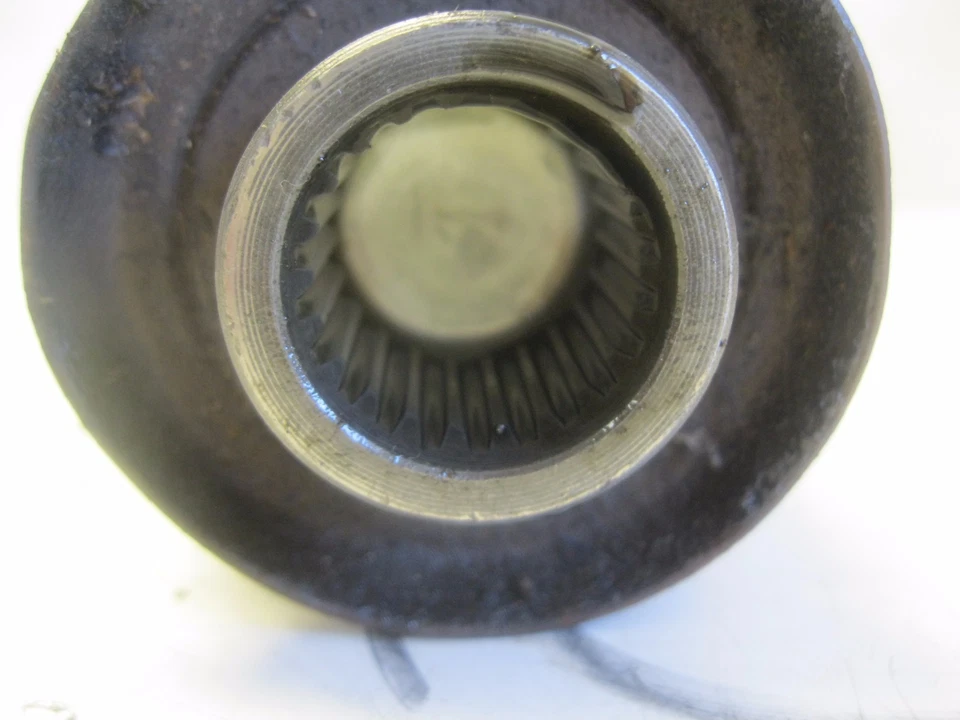 Eje trasero izquierdo U1 Arctic Cat 300 2x4 1999 0402-171 Foto 4 de 4