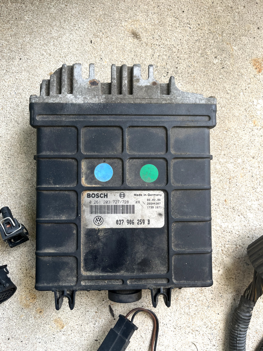 VW OBD2 ABA Engine, Engine Bay & Alternator Harness, ECU 037 906 