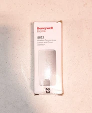 Honeywell 5821 Wireless Temperature Sensor & Flood Detector With Battery