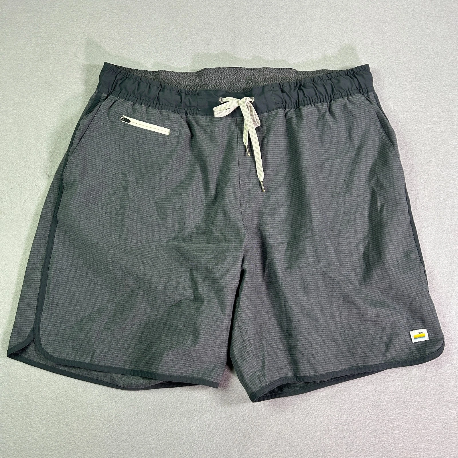 Vuori Banks Shorts Men's XL Gray Textured Zip Pocket 7" Inseam Unlined
Opens in a new window or tab