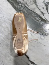 New, Freed of London pointe shoes 6 X, DV wing block Heart maker