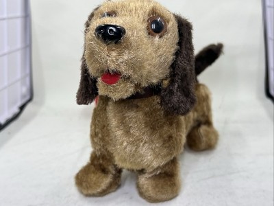 Vintage Remote Control Walking Barking DACHSHUND DOG Toy 9698 Hong