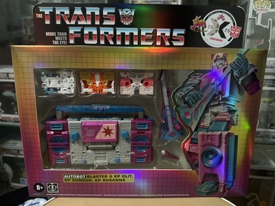 Transformers x Jem and the Holograms Autobot Blaster Hasbro 2026 SDCC Exclusive