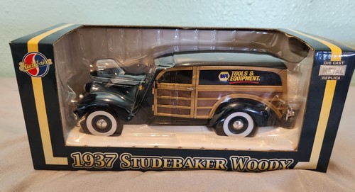 1937 STUDEBAKER WOODY, New - Old Car Show - 1:24 Die Cast Car - Picture 2 of 5