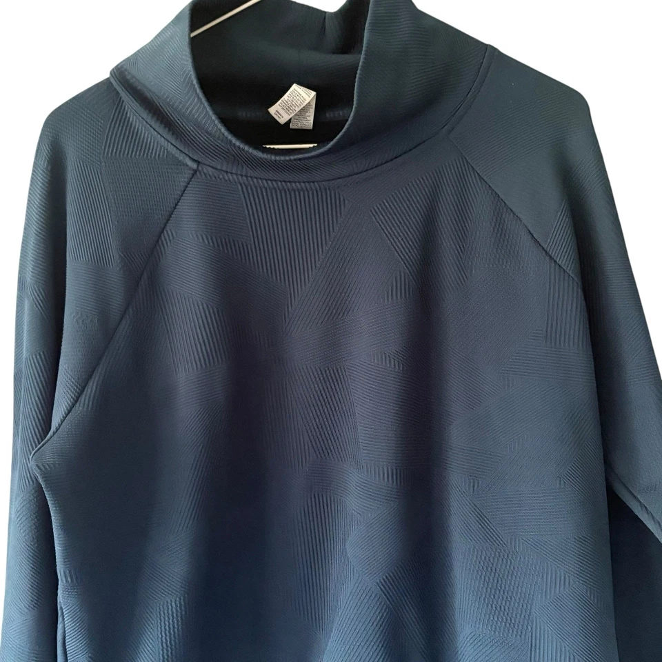 Top RBX para mujer ropa deportiva azul turquesa manga larga cuello falso talla grande usado en excelente estado Foto 3 de 4