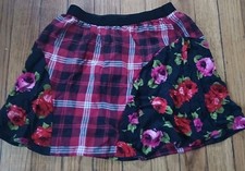The Children's Place - Girls Plaid/Floral Lightweight Small 5/6 Skirt. NWT