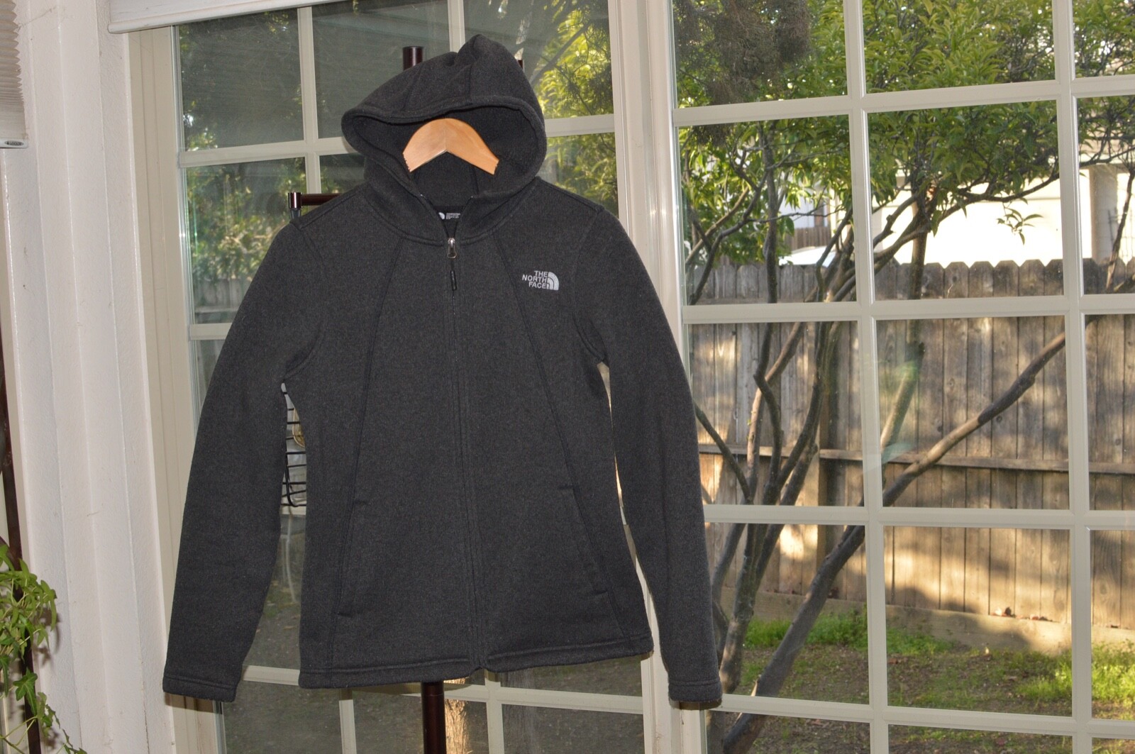 lightweight hoodie sweater- Sp 