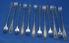 12 Wm A Rogers A1 Plus Oneida Ramona Silver Plated Cocktail Seafood Fork Set