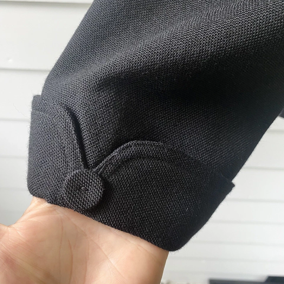 Marc Jacobs Black Woven Wool Jacket Blazer Size 12 Classic Button Detail pleat - Image 2 of 4