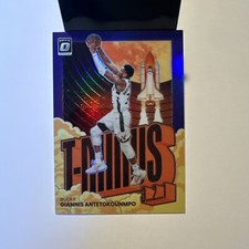 2021-22 Donruss Optic Giannis Antetokounmpo T-Minus 321 Purple Prizm #3 Bucks