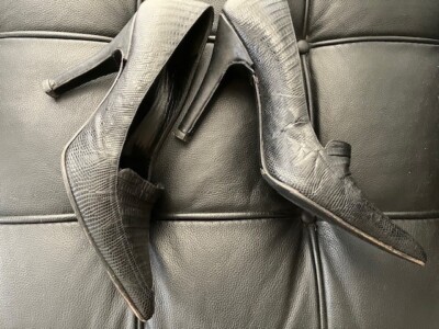 BEAUTIFUL AUTHENTIC VINTAGE GUCCI Black Lizard Pumps