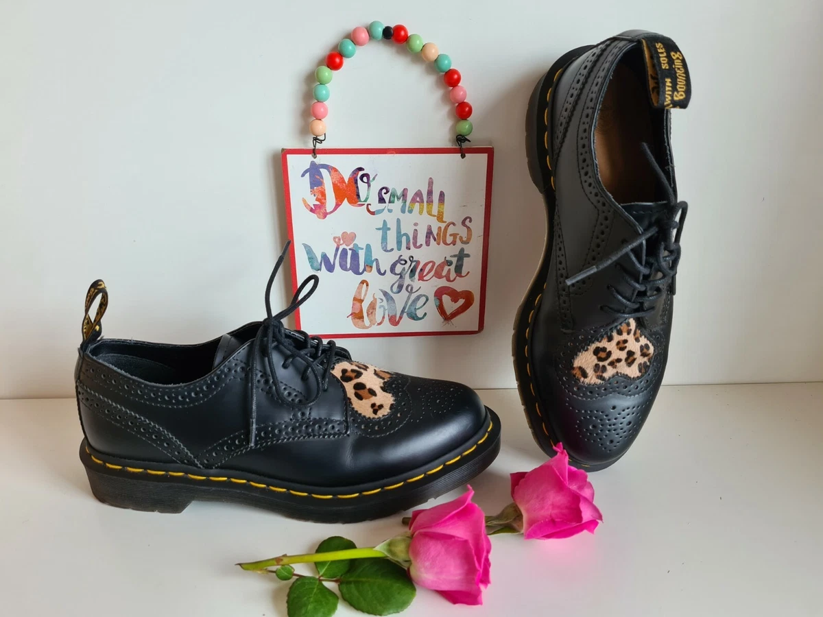 Dr martens joyce heart shoe sale