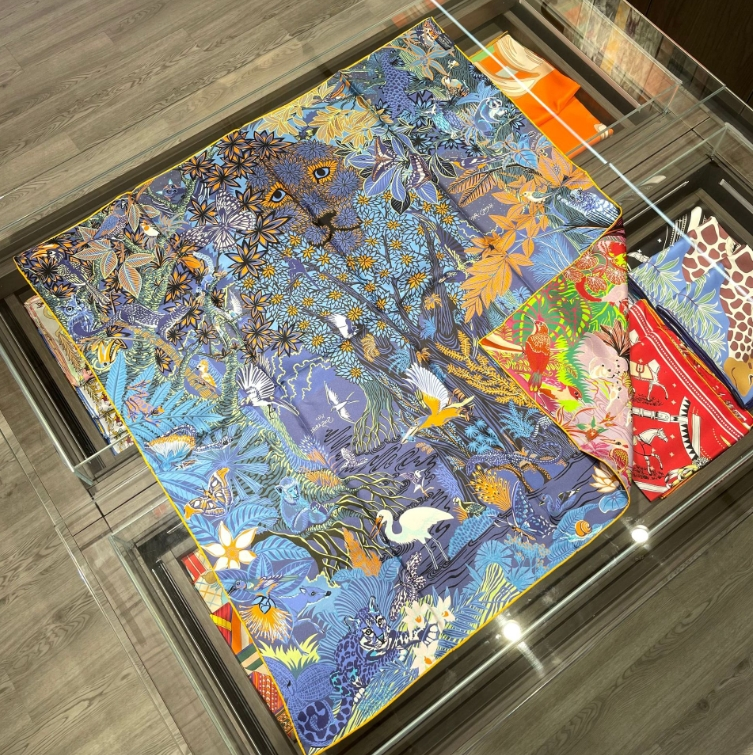 100% mulberry silk square scarf 88cm fashionable double-sided printed scarf