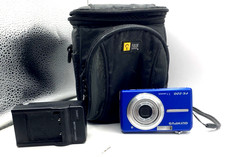 Olympus FE-220 7.1MP Digital Camera Blue, Battery Charger, Black Soft Case