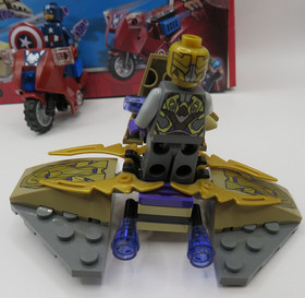 LEGO Marvel- Captain America's Avenging Cycle (6865) Complete w/ Manual + Box