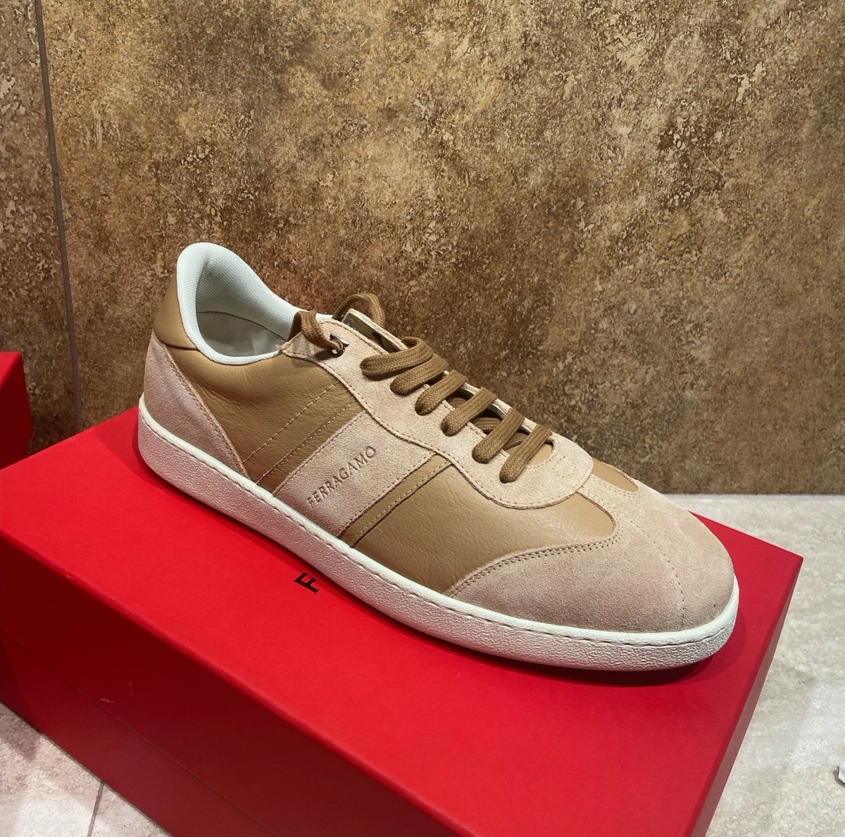 New Salvatore Ferragamo Men Achille Beige Fashion Sneaker 7 