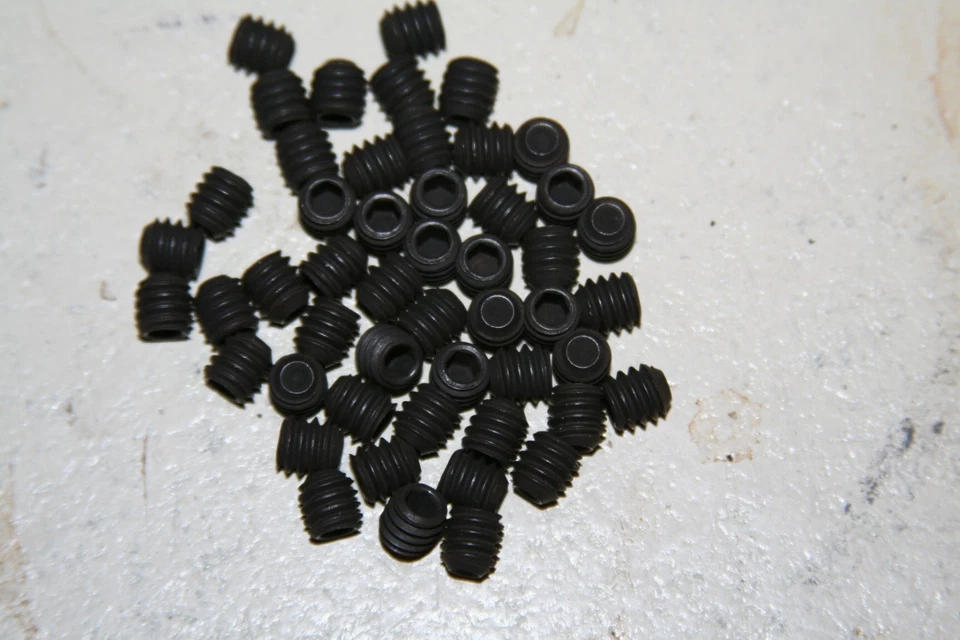 AFH FASTENERS 20 PIECES 8-32 X 1/8" THRU 1" SOCKET SET SCREWS CUP POINT ALLOY BLACK