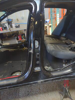 18 19 20 Kia Stinger 3.3L AWD Left Center Pillar cut CONTACT FOR CUT DETAILS