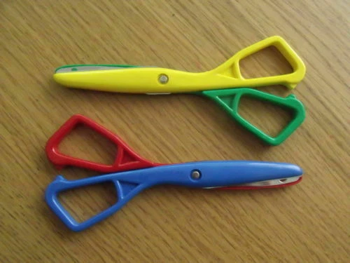 2 Forbici di Sicurezza Artigianali per Bambini Bambini 5,5" Educative Scuola Adatto ai Bambini